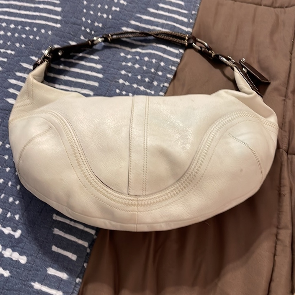 Coach purse - Picture 4 of 6
